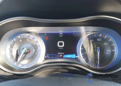 2019 Chrysler 300 Touring L from USA, damaged, VIN 2C3CCAAG7KH556301